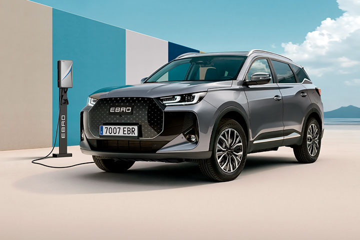 Proyecto para EBRO gráficas hiperrealistas de gran formato outdoors de todos los formatos opis vayas...